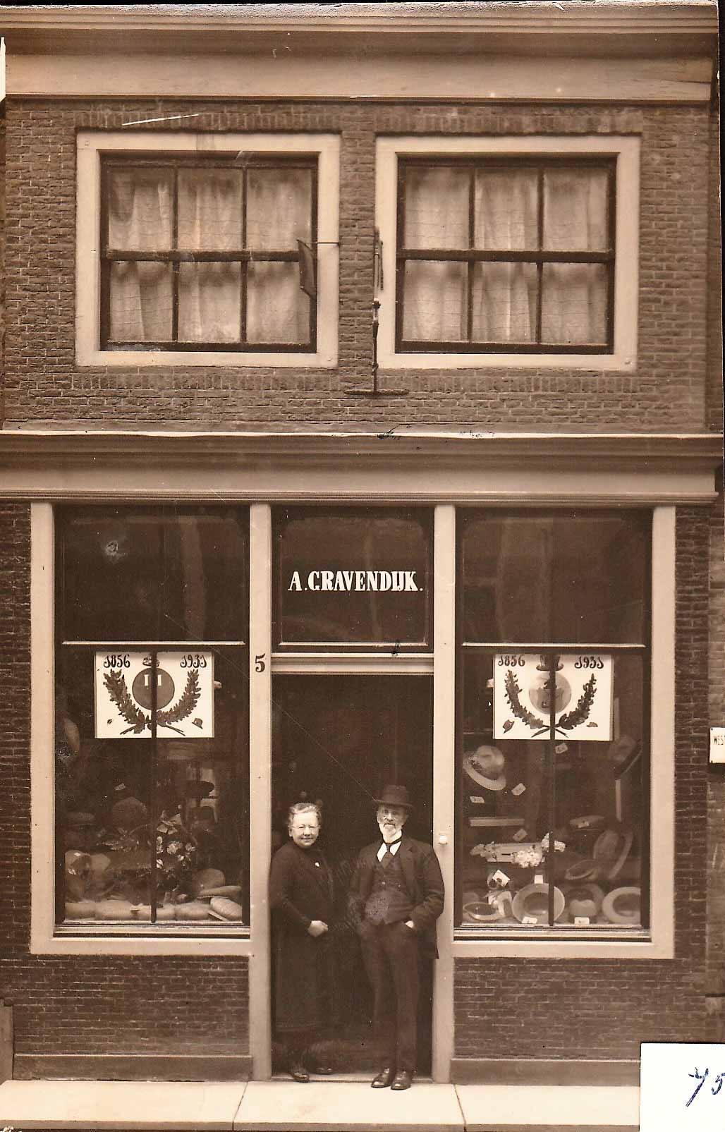Kerkstraat 5 - opa en oma Gravendijk