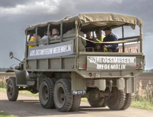 Rondrit in originele WO2-legertruck